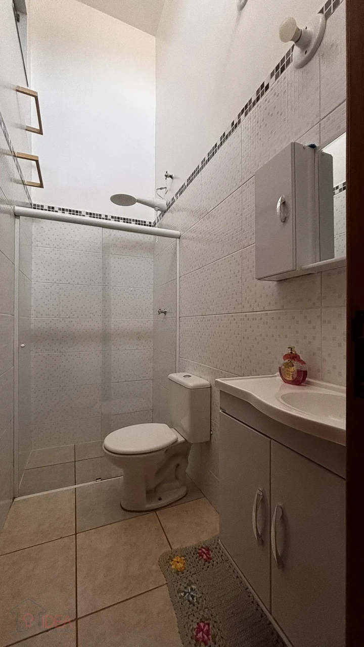 Imagens do imóveis Casa com 2 Dormitórios -  Jardim São Nicolau