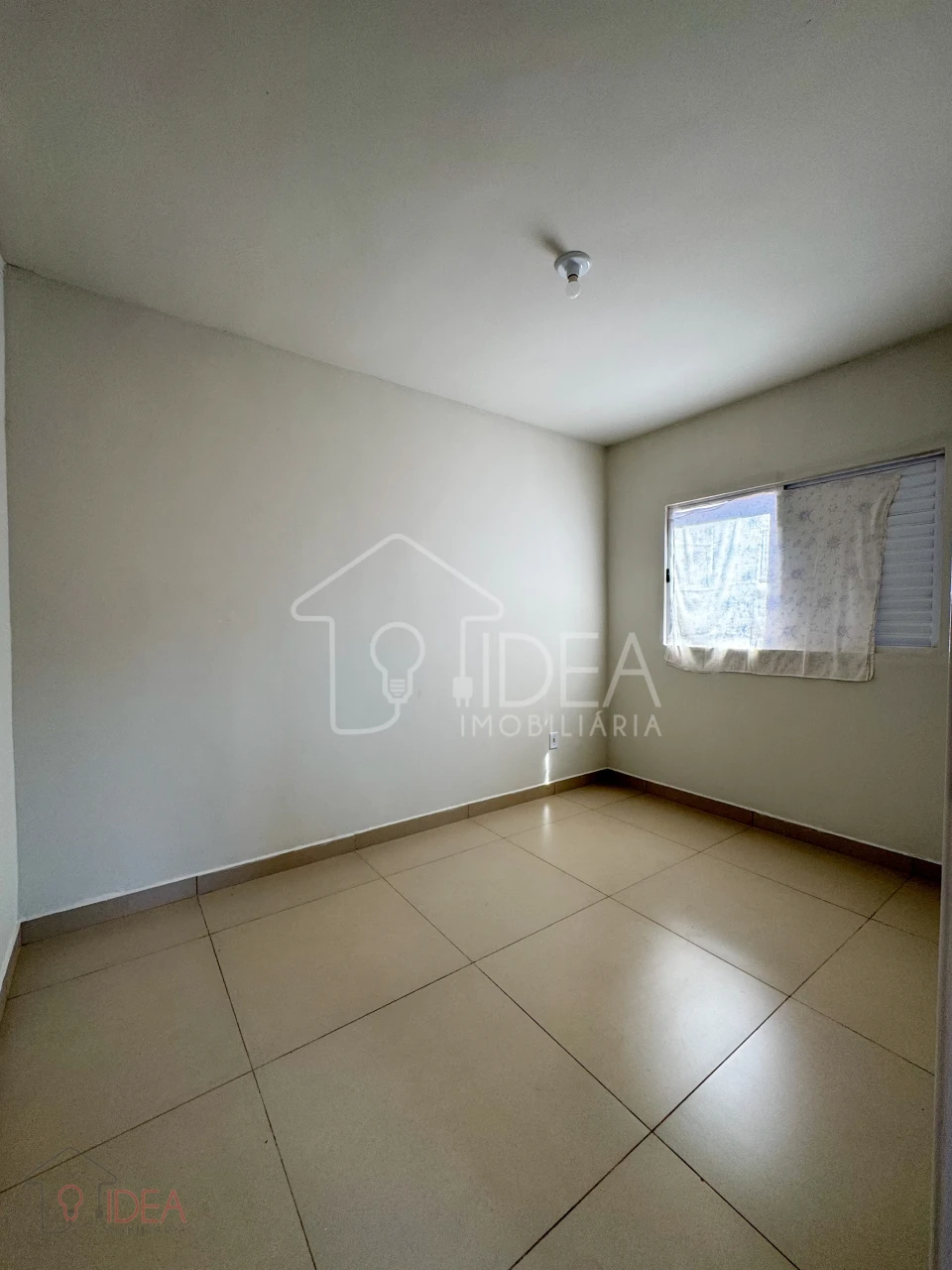 Casa com 2 dormitórios - Residencial Villa Bela
