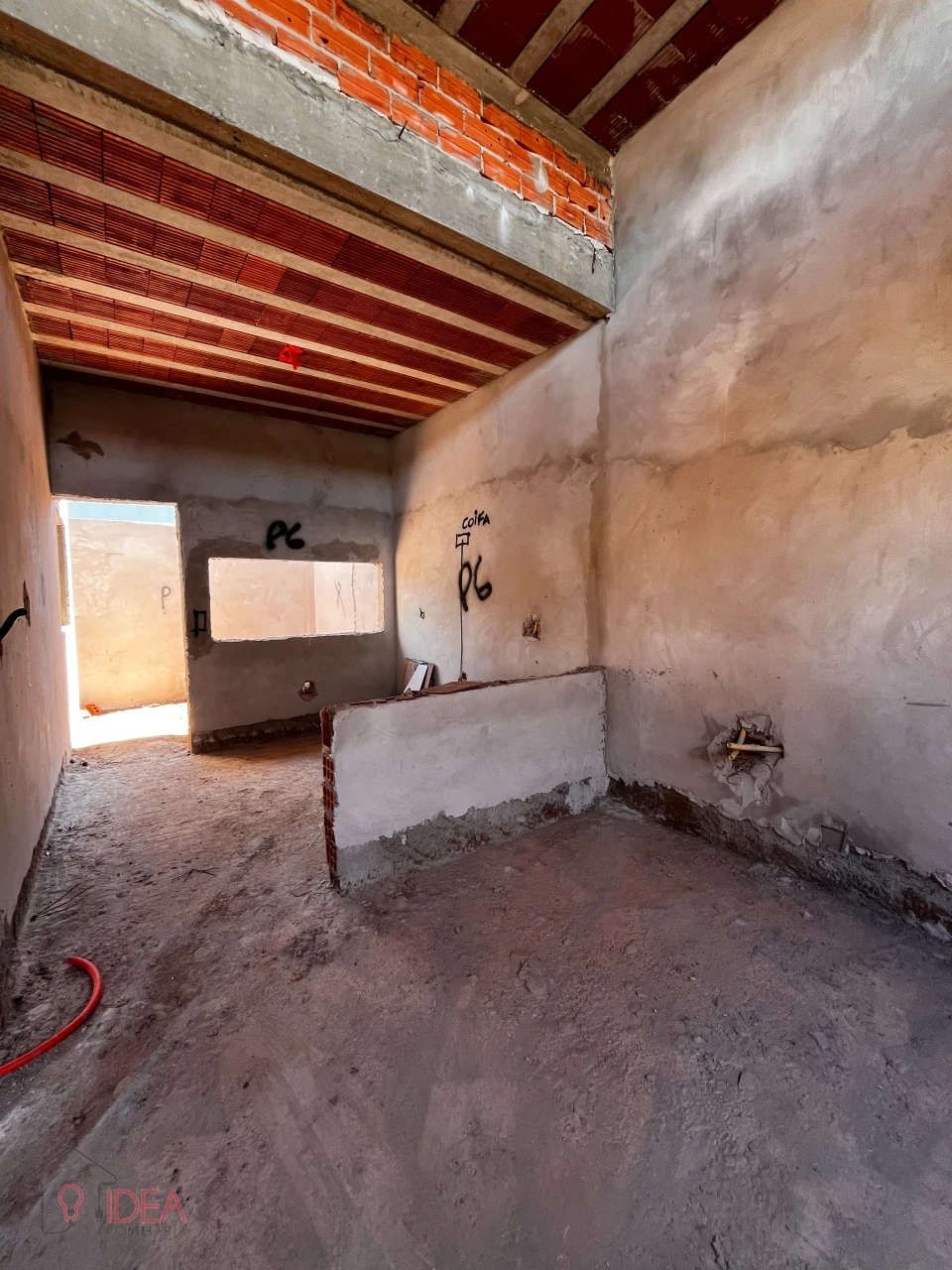 Imagens do imóveis Casa com 2 dormitórios sendo 1 suite  com closet - Residencial Veneza