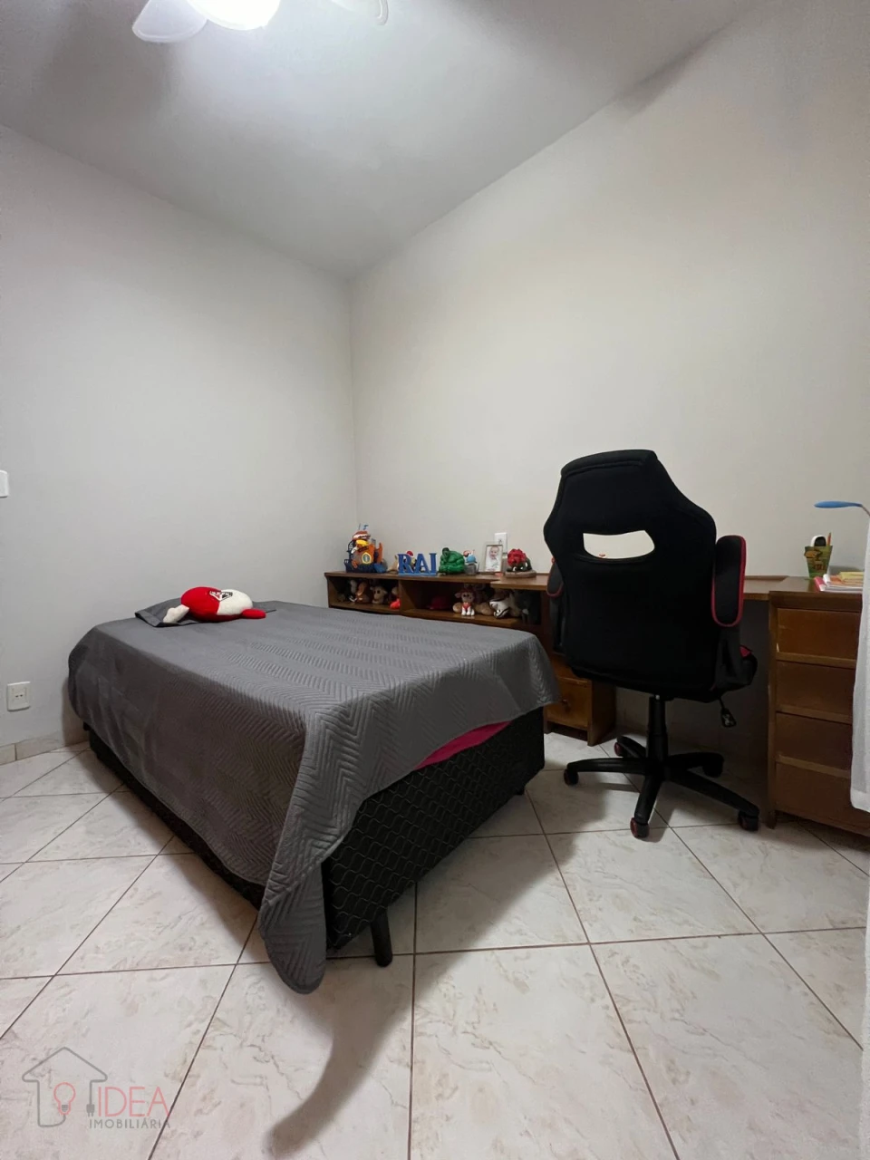 Imagens do imóveis Casa com 3 dormitórios sendo 1 Suíte - Vila Zulmira