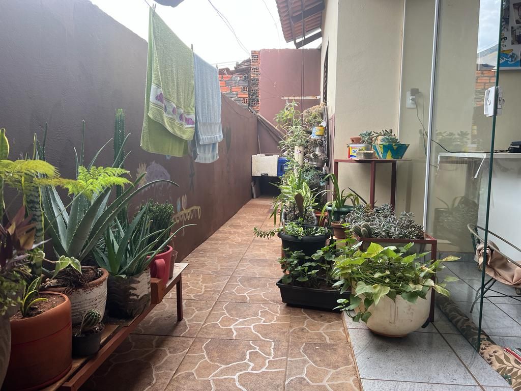 Casa com 3 dormitórios sendo 1 suíte  - Vila Maria Izabel Imagens do imóveis Casa com 3 dormitórios sendo 1 suíte  - Vila Maria Izabel