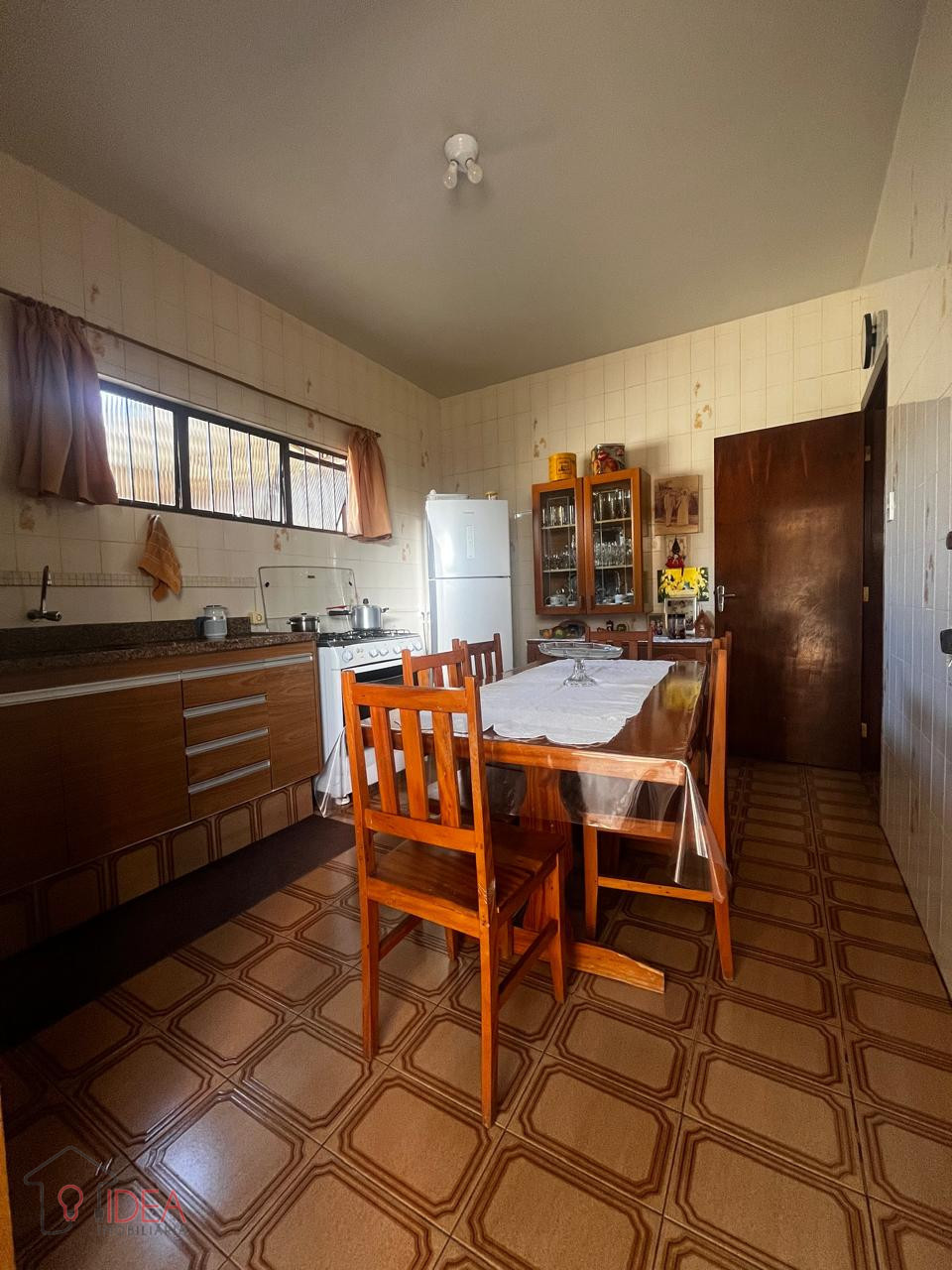 Imagens do imóveis Casa com 3 dormitórios sendo 1 Suíte - Centro