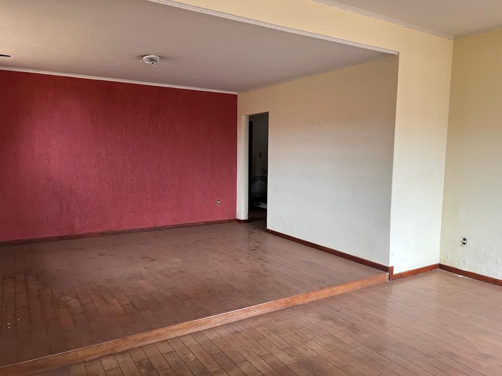 Casa com 3 dormitórios  -  Centro Imagens do imóveis Casa com 3 dormitórios  -  Centro