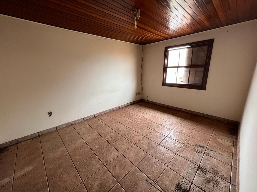 Casa com 3 dormitórios  -  Centro Imagens do imóveis Casa com 3 dormitórios  -  Centro