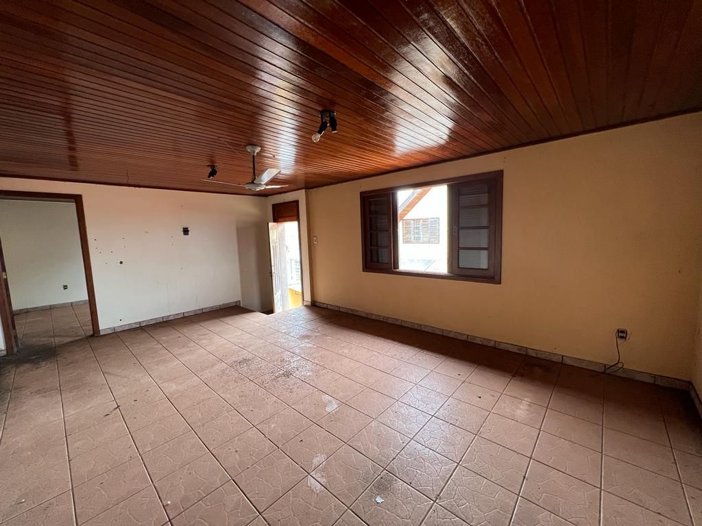 Casa com 3 dormitórios  -  Centro Imagens do imóveis Casa com 3 dormitórios  -  Centro