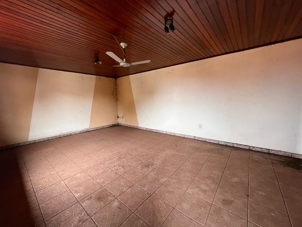 Casa com 3 dormitórios  -  Centro Imagens do imóveis Casa com 3 dormitórios  -  Centro