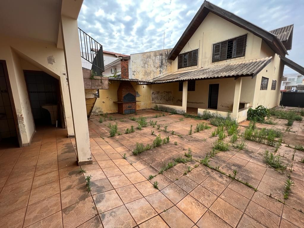 Casa com 3 dormitórios  -  Centro Imagens do imóveis Casa com 3 dormitórios  -  Centro