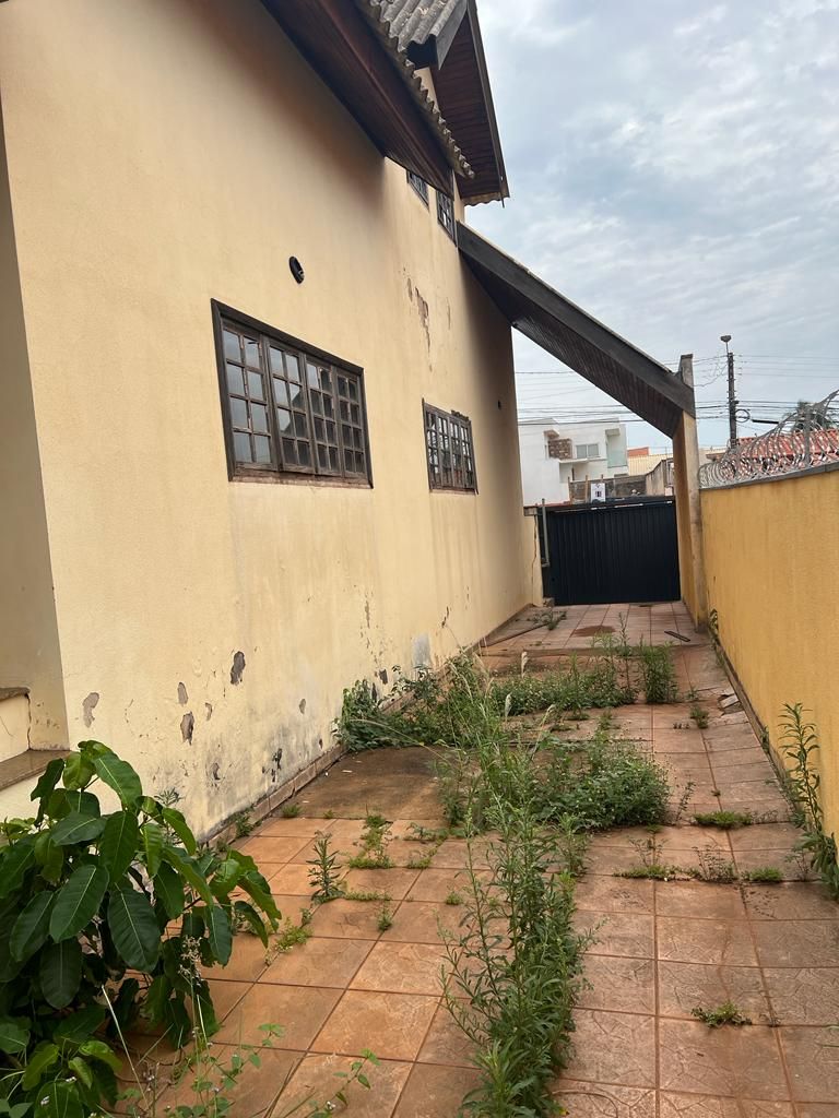Casa com 3 dormitórios  -  Centro Imagens do imóveis Casa com 3 dormitórios  -  Centro
