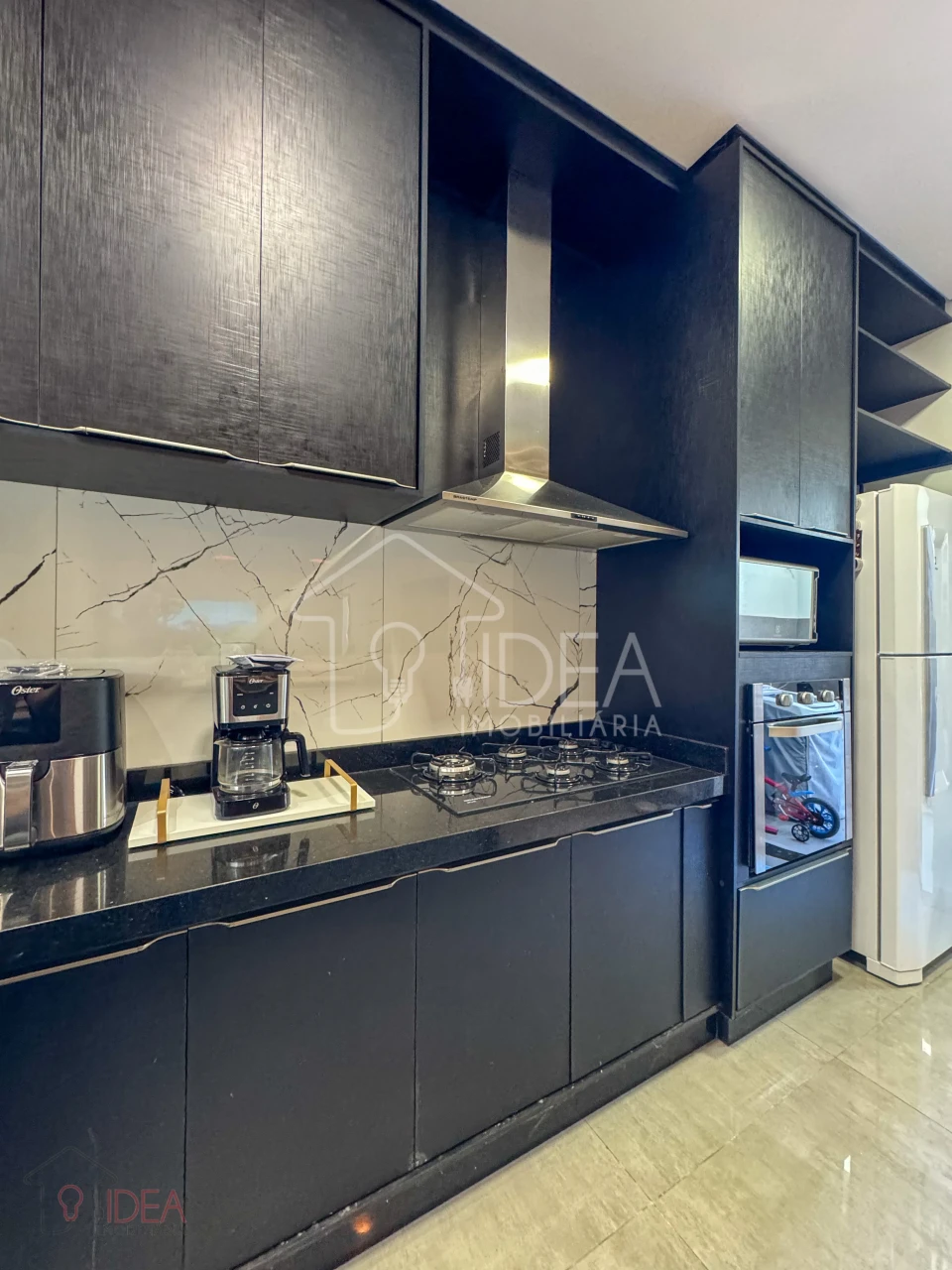 Imagens do imóveis Casa com 2 dormitórios (sendo 1 suíte) no Centro