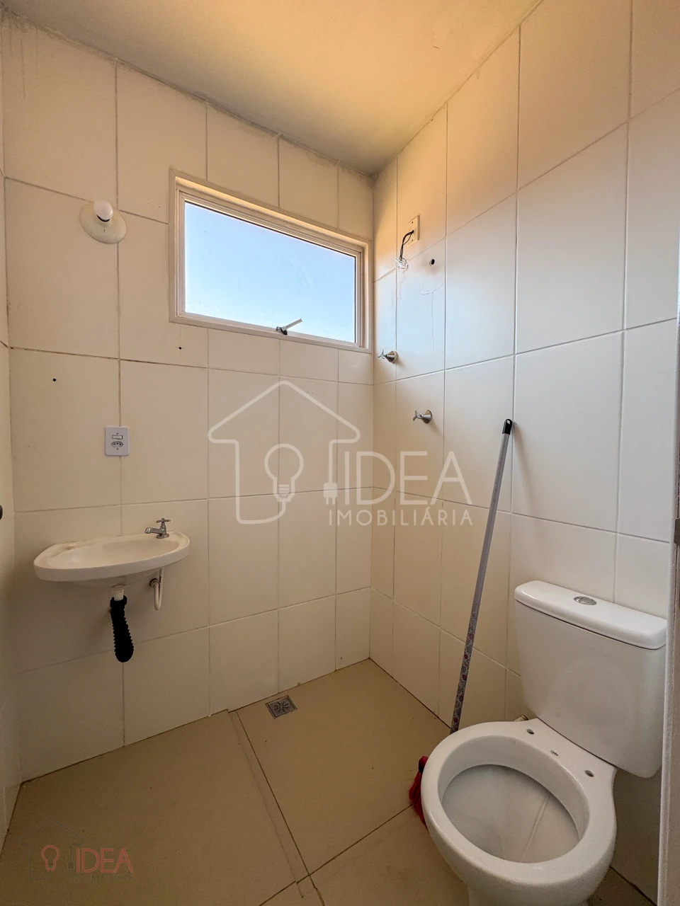 Casa com 2 dormitórios - Residencial Villa Bela