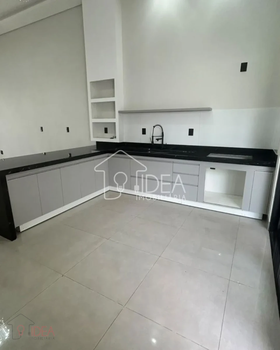 Imagens do imóveis Casa à Venda com 3 Dormitórios e Área de Lazer no Portal São Francisco