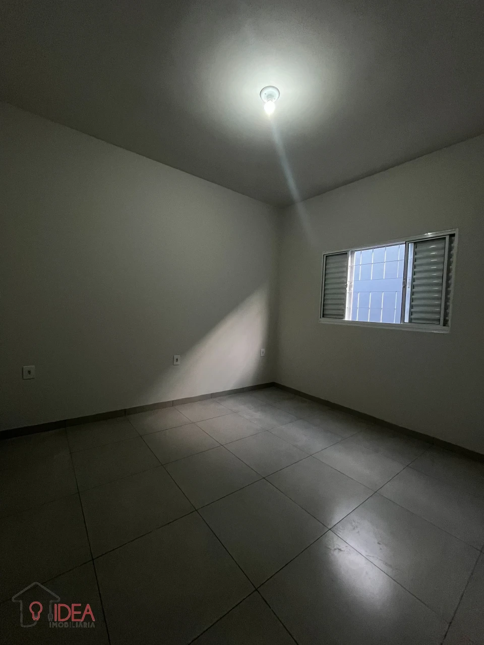 Imagens do imóveis Casa com 2 Dormitórios - Jardim Eldorado
