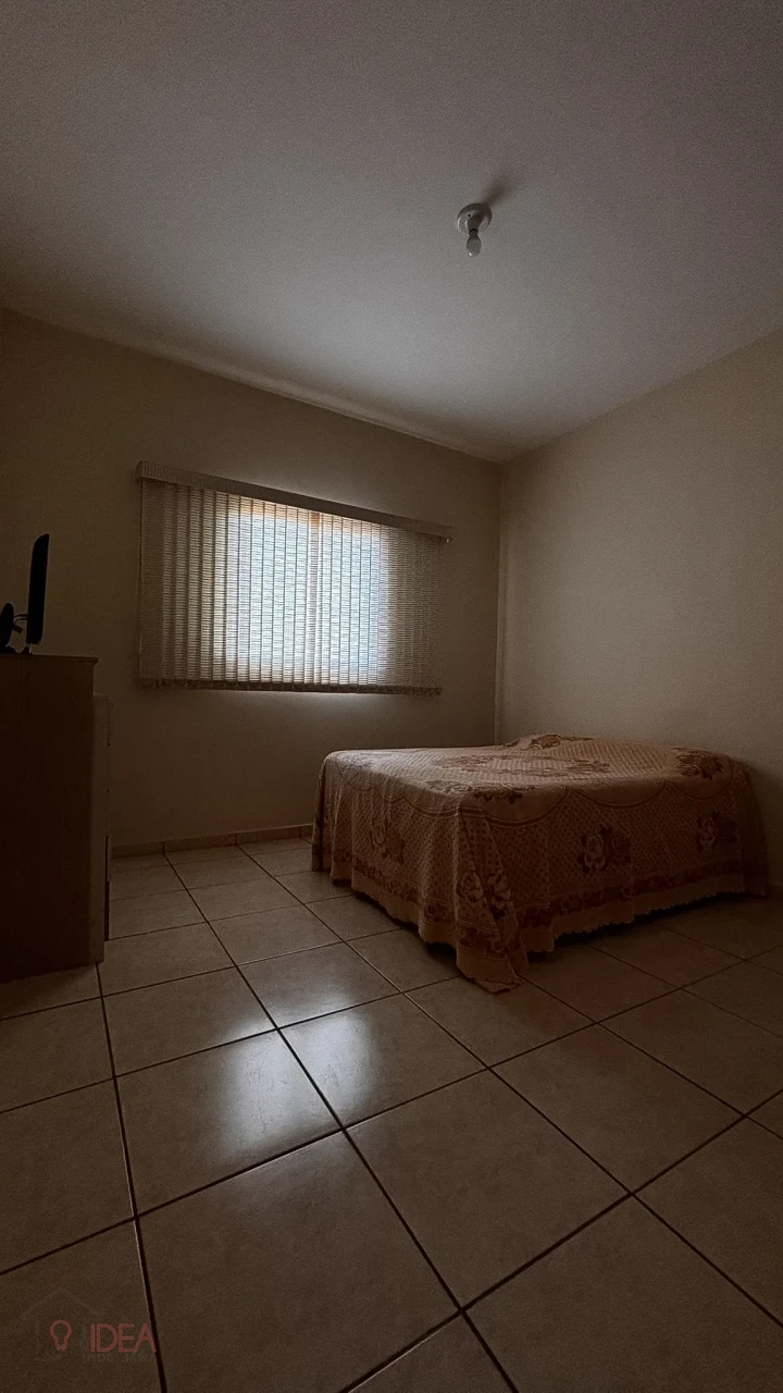 Imagens do imóveis Casa com 2 Dormitórios -  Jardim São Nicolau