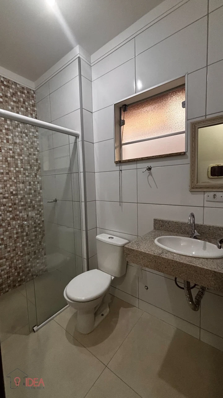 Casa com 2 dormitórios - Jardim Paraná