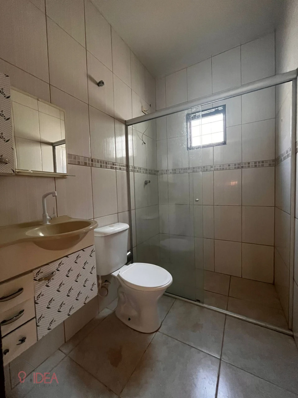 Casa com 2 dormitórios sendo 1 suite - Vila Maria Izabel