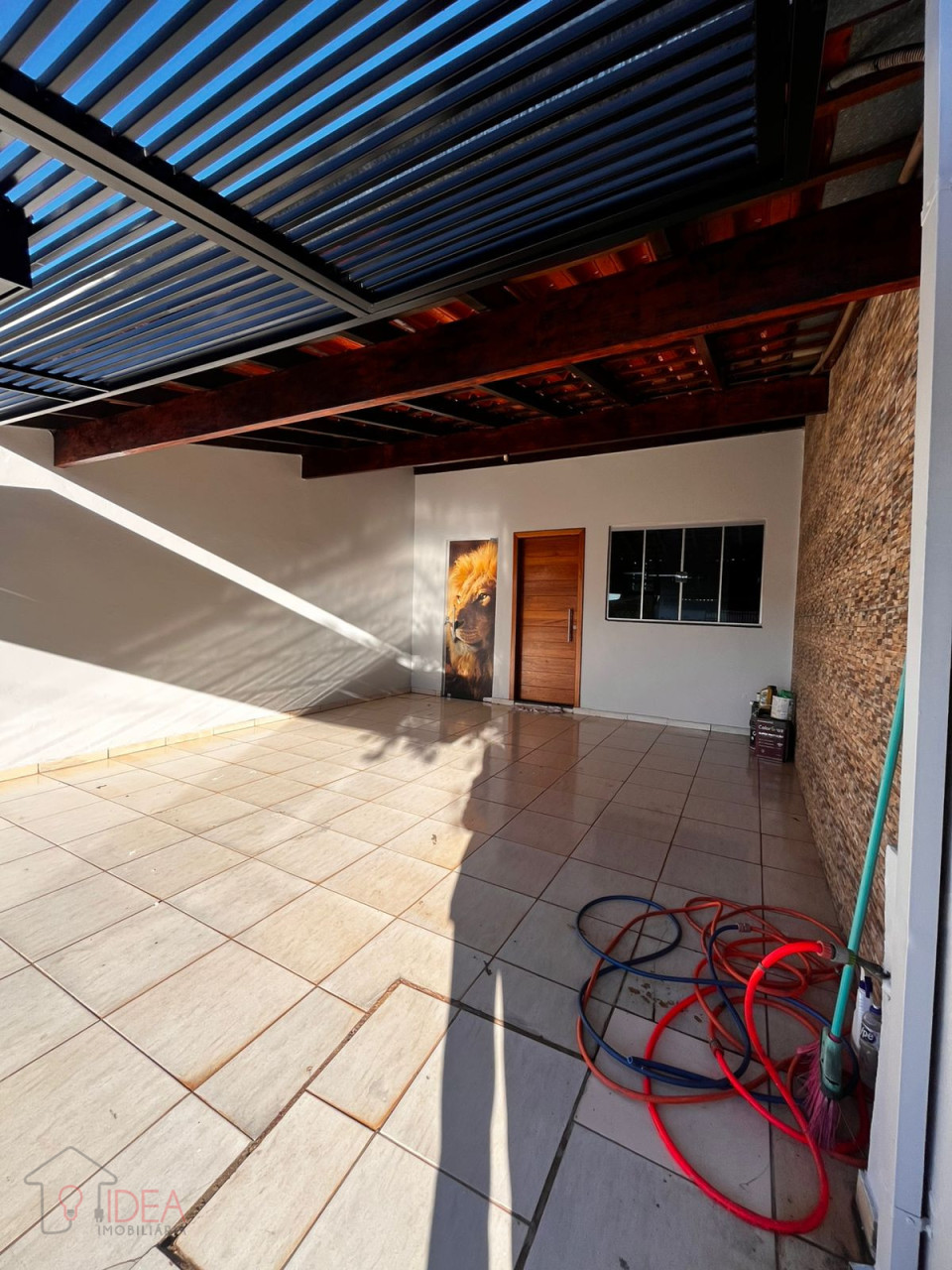 Casa com 2 Dormitórios -  San Fernando do Valley