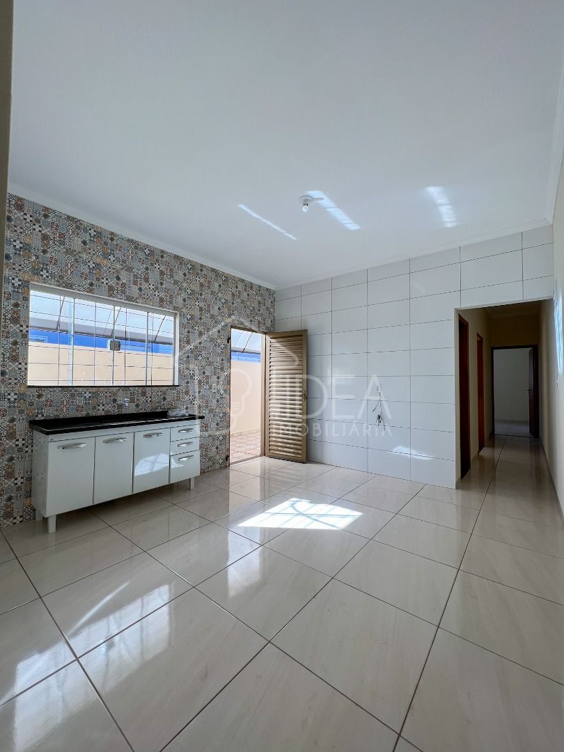 Imagens do imóveis Casa com 2 dormitórios - Vila Tênis Clube