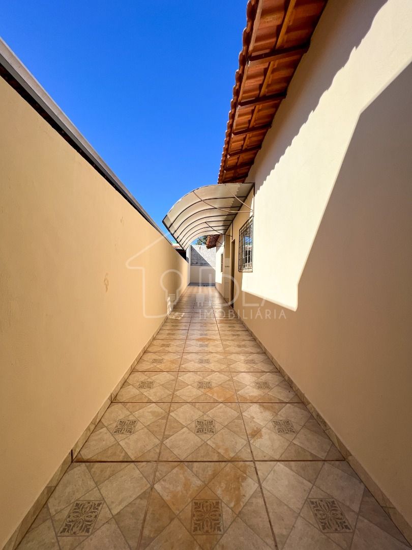 Imagens do imóveis Casa com 2 dormitórios - Vila Tênis Clube