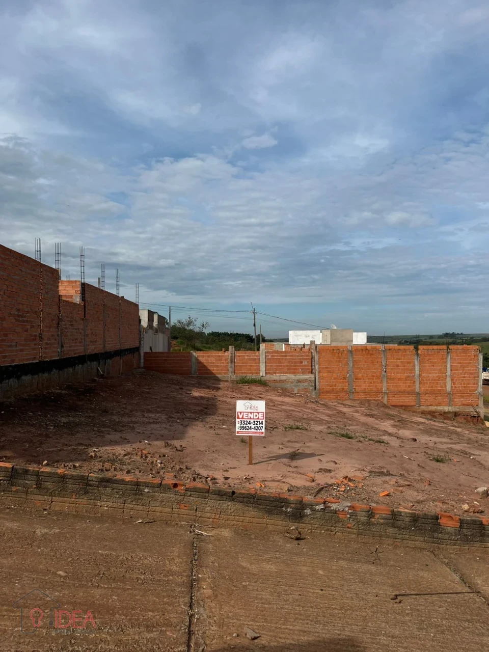 Imagens do imóveis Terreno - Alto dos Ipês