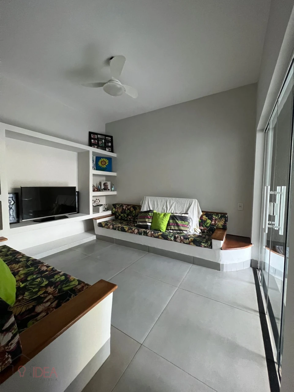 Imagens do imóveis Casa com 3 dormitórios sendo 1 Suíte - Vila Zulmira