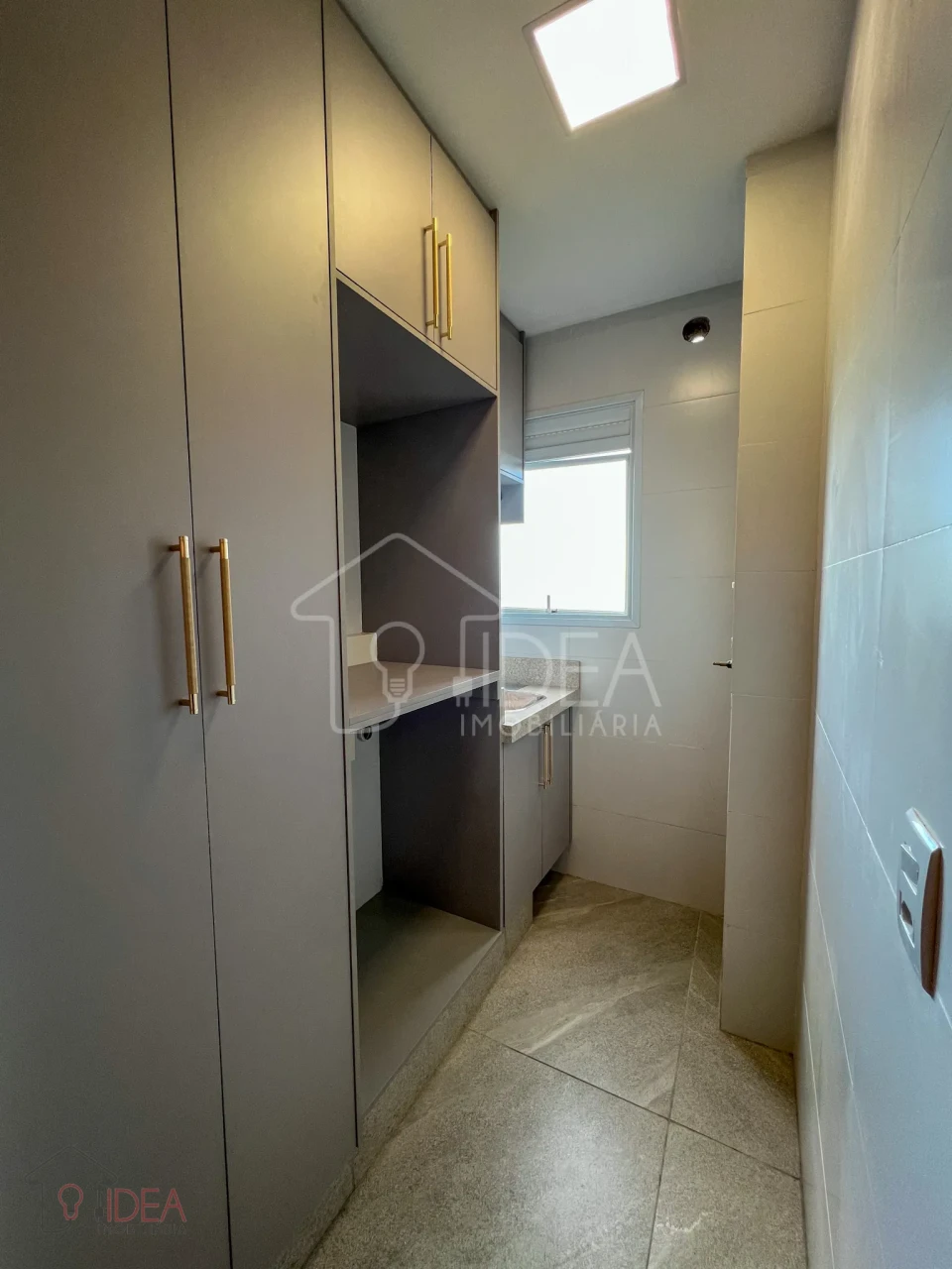 APARTAMENTO COM 3 DORMITÓRIOS SENDO (1 SUÍTE) PORTAL MORUMBI