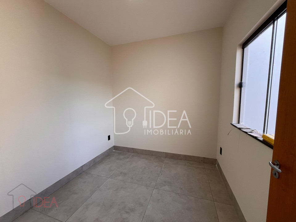 CASA COM 2 DORMITÓRIOS E 1 BANHEIRO - VILA SILVESTRE