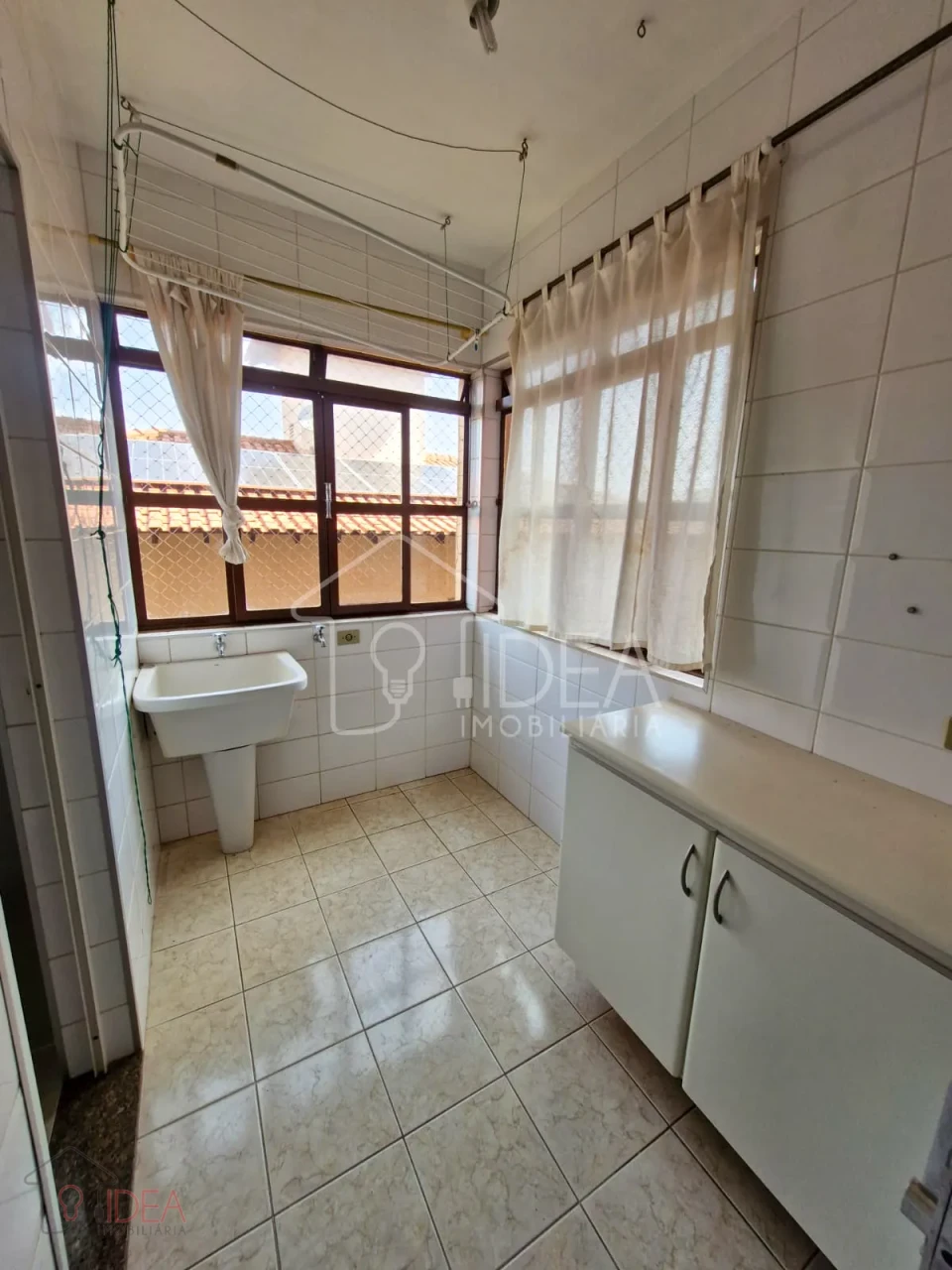 Apartamento com 3 dormitórios - Residencial Pena Branca
