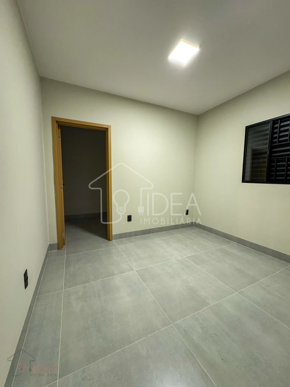 Casa com 2 dormitórios (Sendo 1 suíte com closet) Portal de São Francisco
