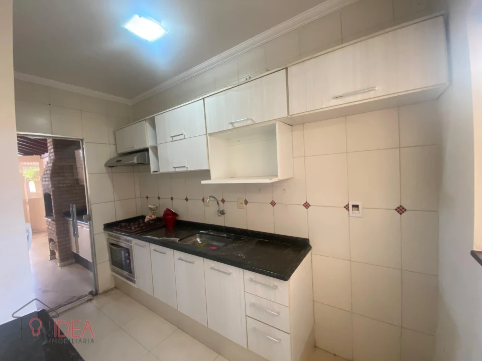 Imagens do imóveis Casa com 3 dormitórios sendo 1 Suíte - Vila Fiuza