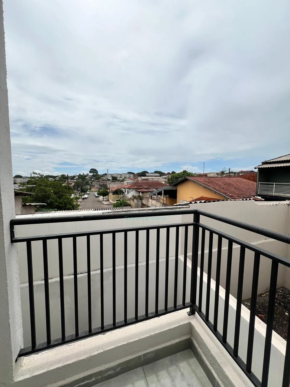 Imagens do imóveis vende-se casa assobradada com churrasqueira na região norte