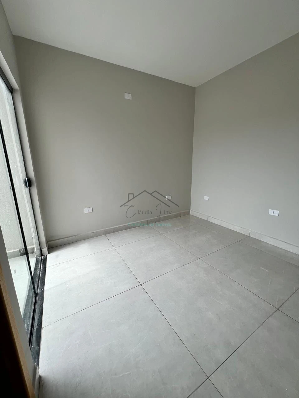 Imagens do imóveis vende-se casa assobradada com churrasqueira na região norte