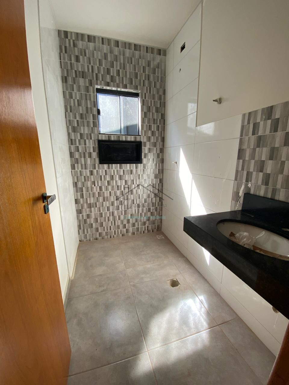 Imagens do imóveis vende-se casa próxima a uel