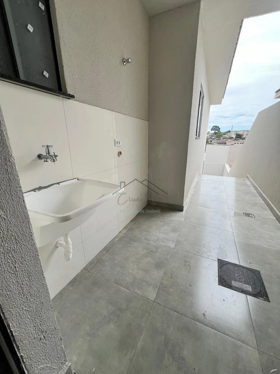 Imagens do imóveis vende-se casa assobradada com churrasqueira na região norte