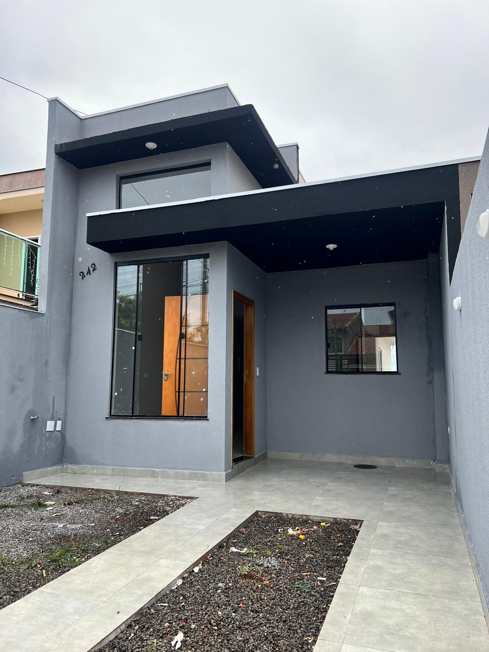 Imagens do imóveis vende-se casa assobradada com churrasqueira na região norte