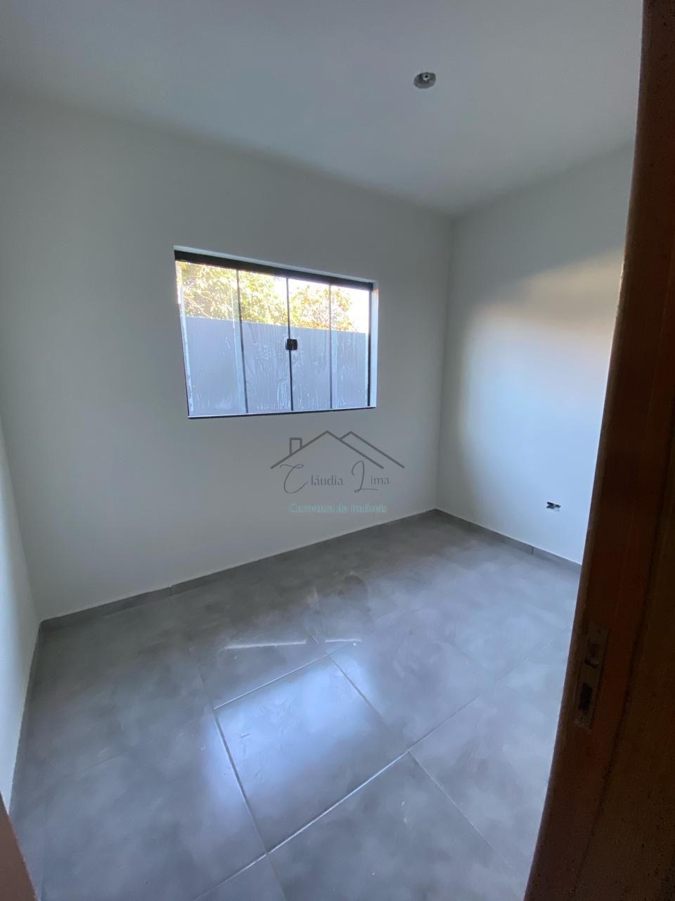 Imagens do imóveis vende-se casa próxima a uel