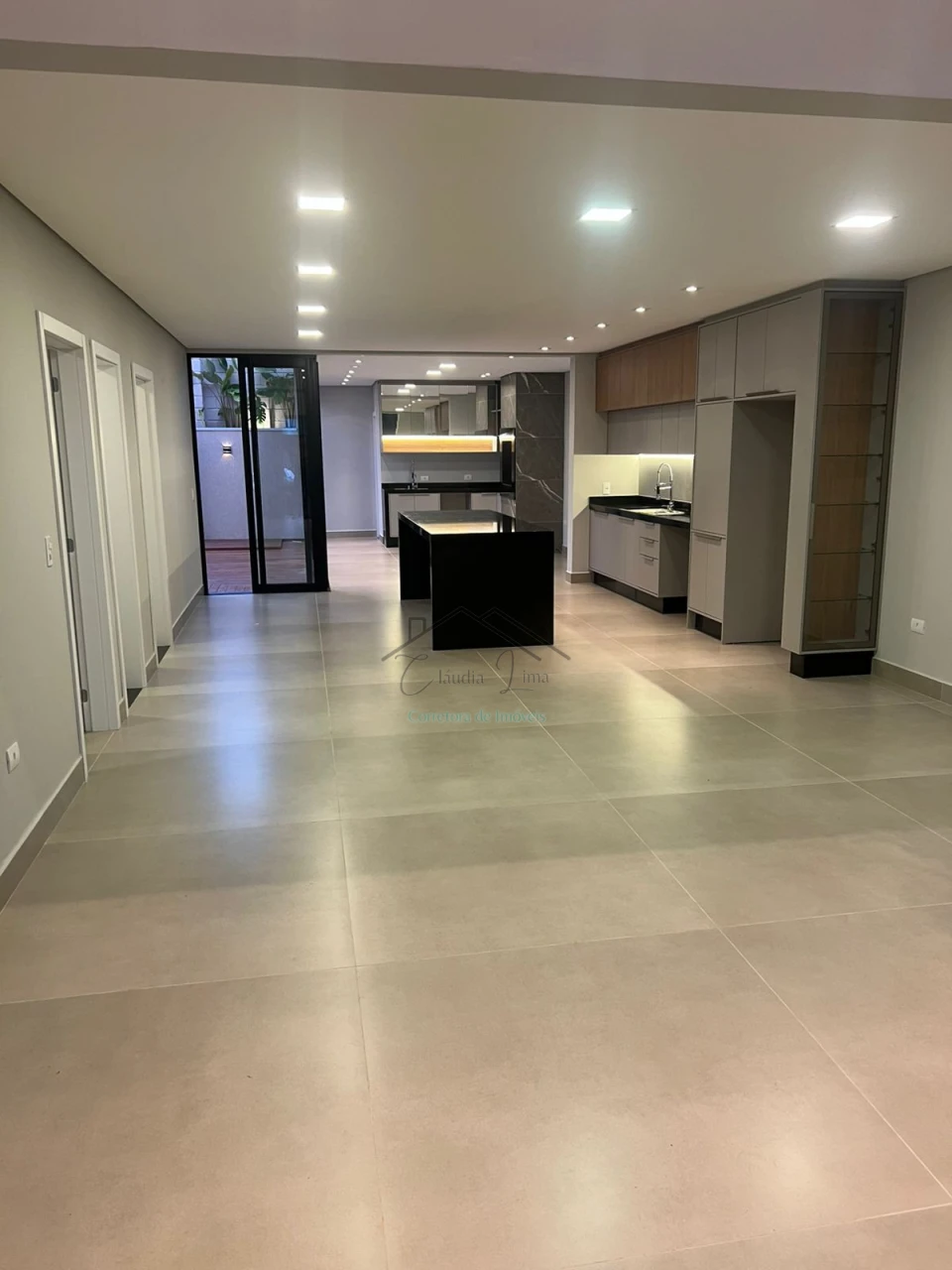 Imagens do imóveis vende-se sobrado em condomínio na região leste