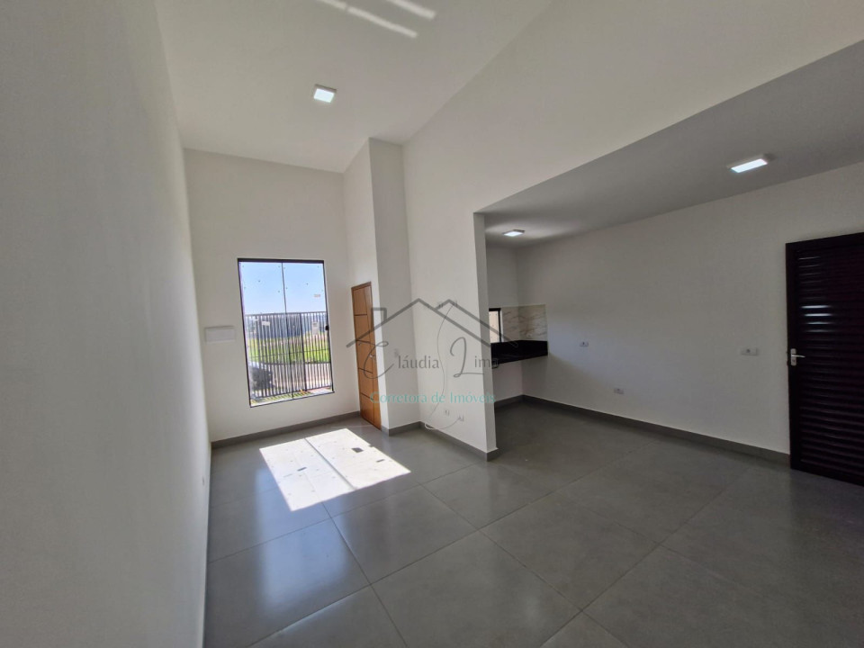 Imagens do imóveis Vende-se casa com churrasqueira coberta próxima ao Norte Shopping