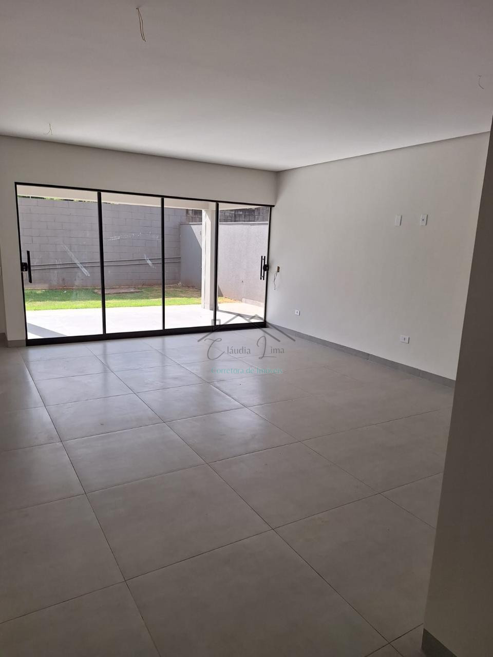 Imagens do imóveis vende-se casa assobradada no Parque Tauá