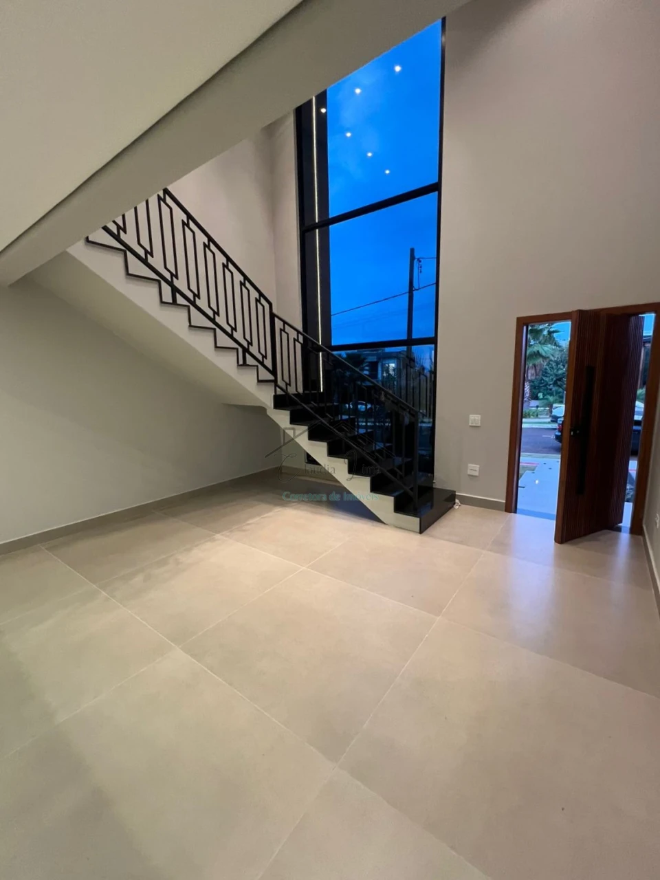 Imagens do imóveis vende-se sobrado em condomínio na região leste