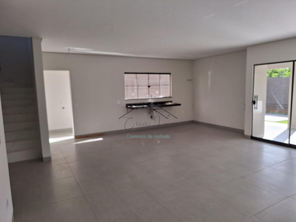 Imagens do imóveis vende-se casa assobradada no Parque Tauá