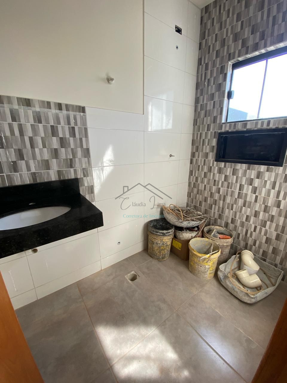 Imagens do imóveis vende-se casa próxima a uel