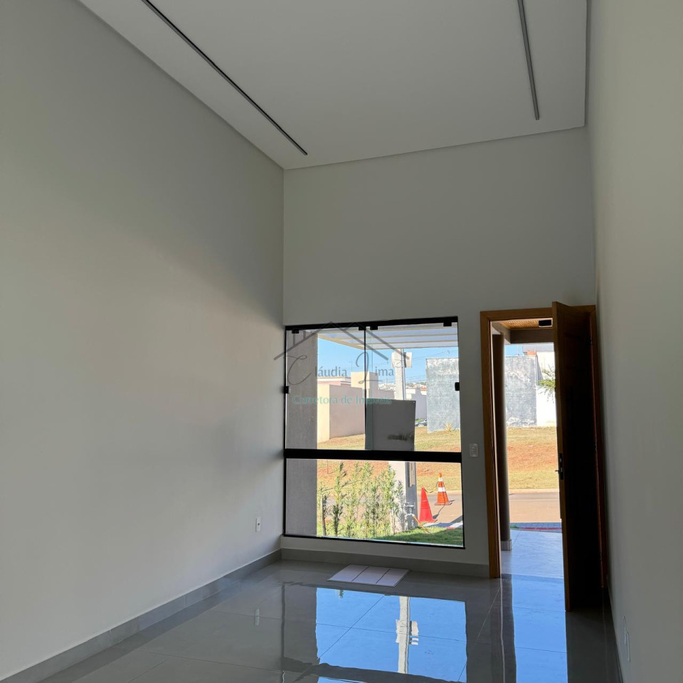 Imagens do imóveis Vende-se casa no CONDOMÍNIO HEIMTAL PARK