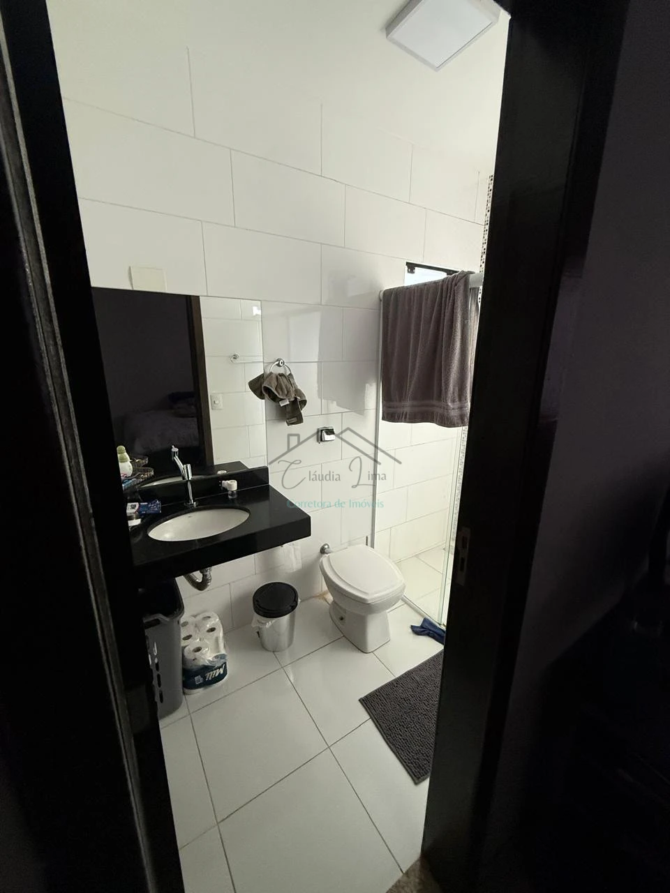 Imagens do imóveis vende-se casa de esquina em terreno sozinho próxima ao muffato da av. saul elkind