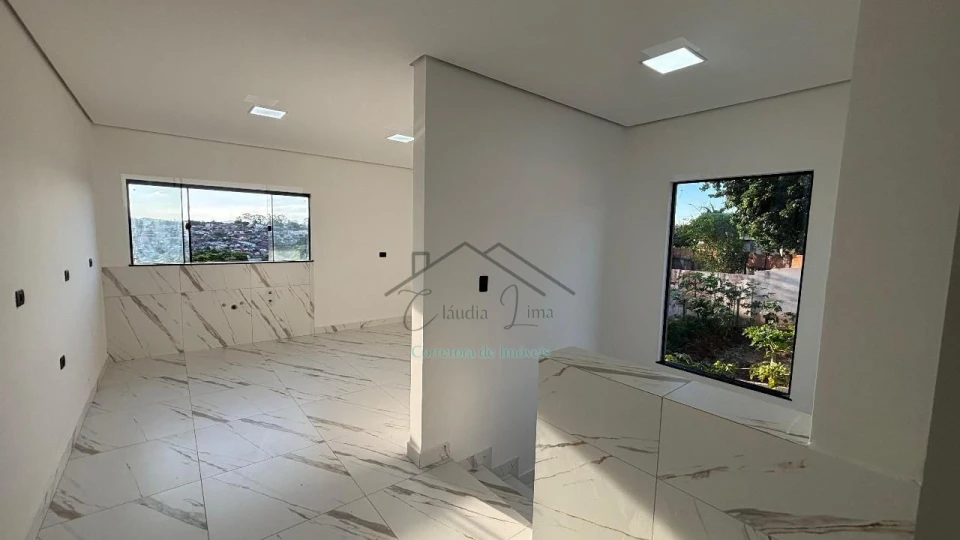 Imagens do imóveis Vende-se casa assobradada próxima a UEL