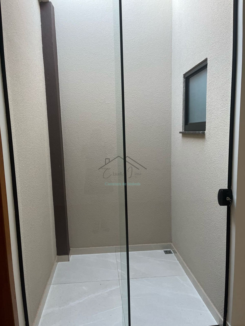 Imagens do imóveis vende-se casa próxima ao muffato da av saul elkind