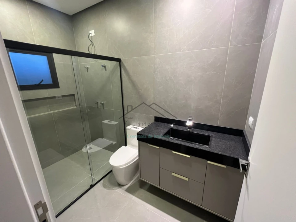 Imagens do imóveis vende-se sobrado em condomínio na região leste