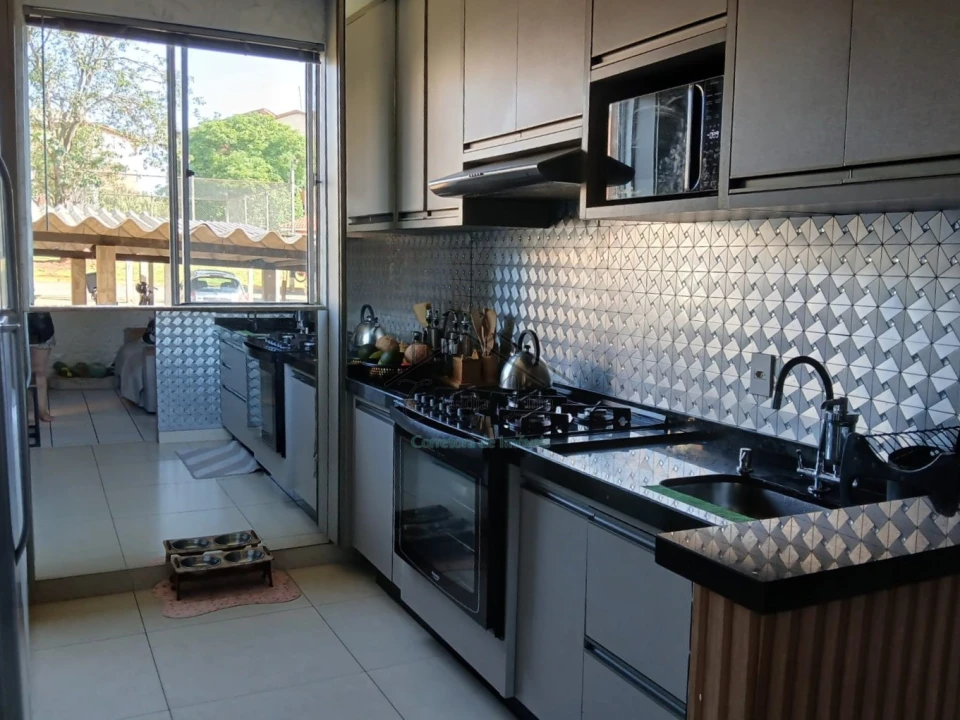 Imagens do imóveis vende-se apto próximo ao terminal Ouro verde