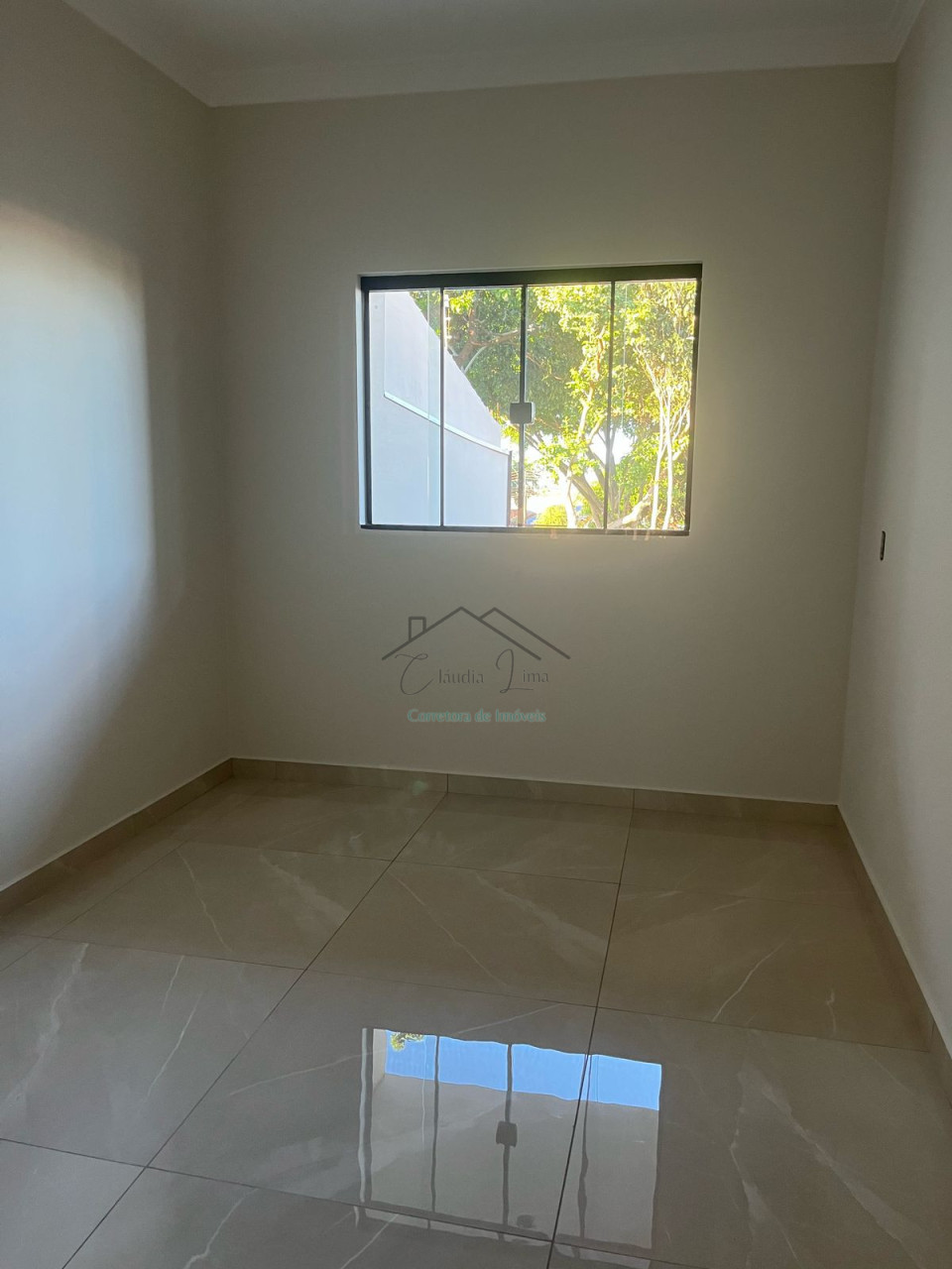 Imagens do imóveis vende-se casa próxima ao muffato da av saul elkind