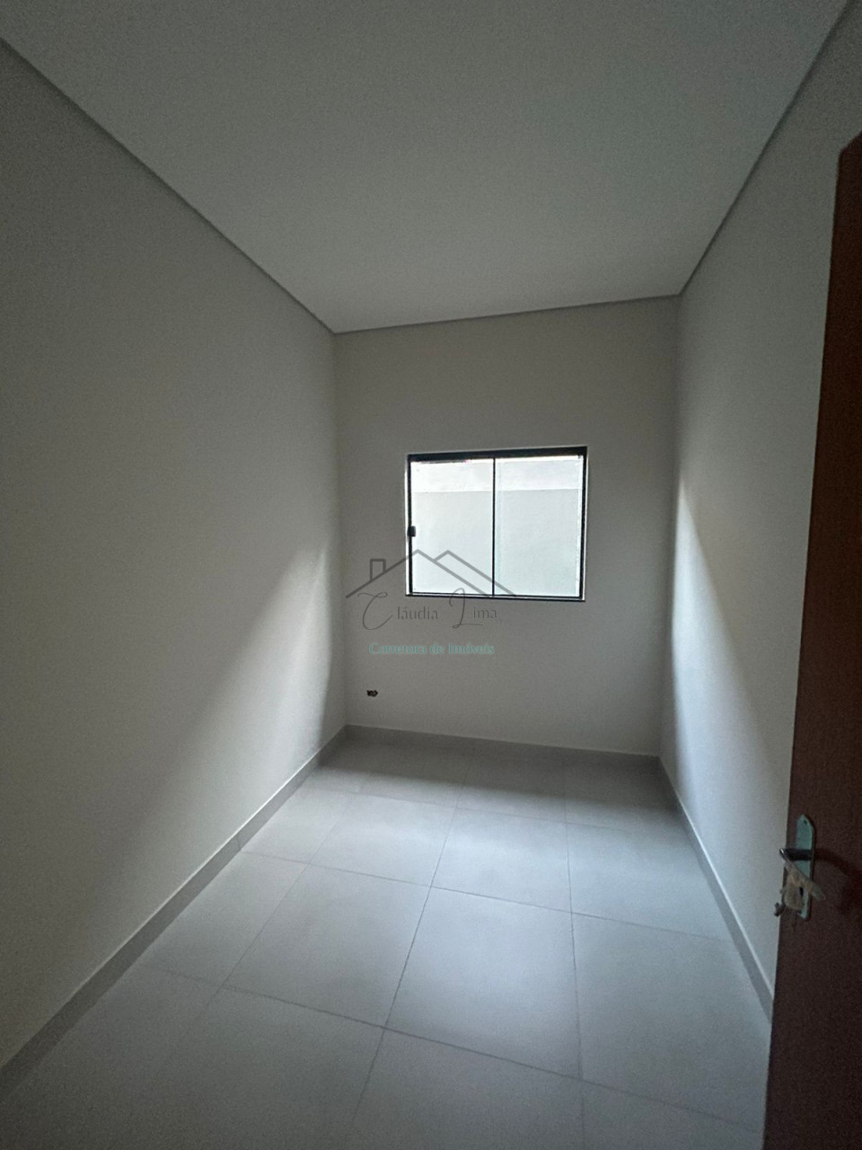 Imagens do imóveis vende-se casa próxima a uel