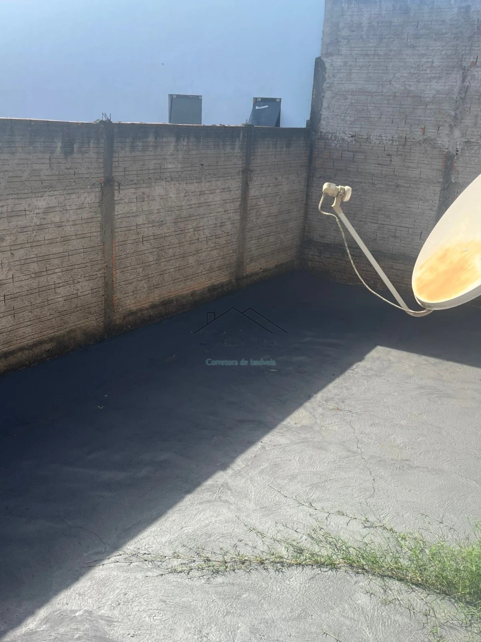 Imagens do imóveis Vende-se casa de terreno sozinho na Zona Sul